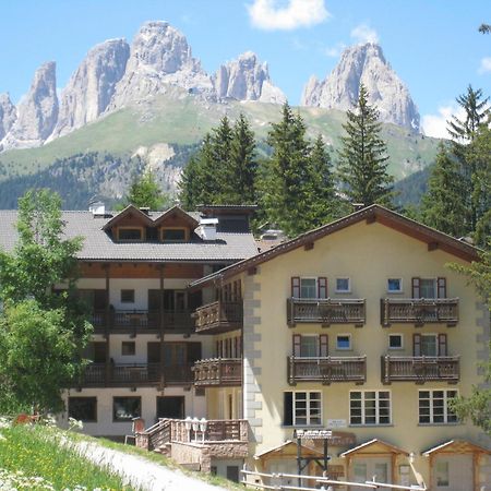 Hotel Majon Miramonti Канацеи Экстерьер фото