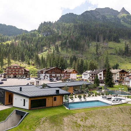 Hotel Majon Miramonti Канацеи Экстерьер фото