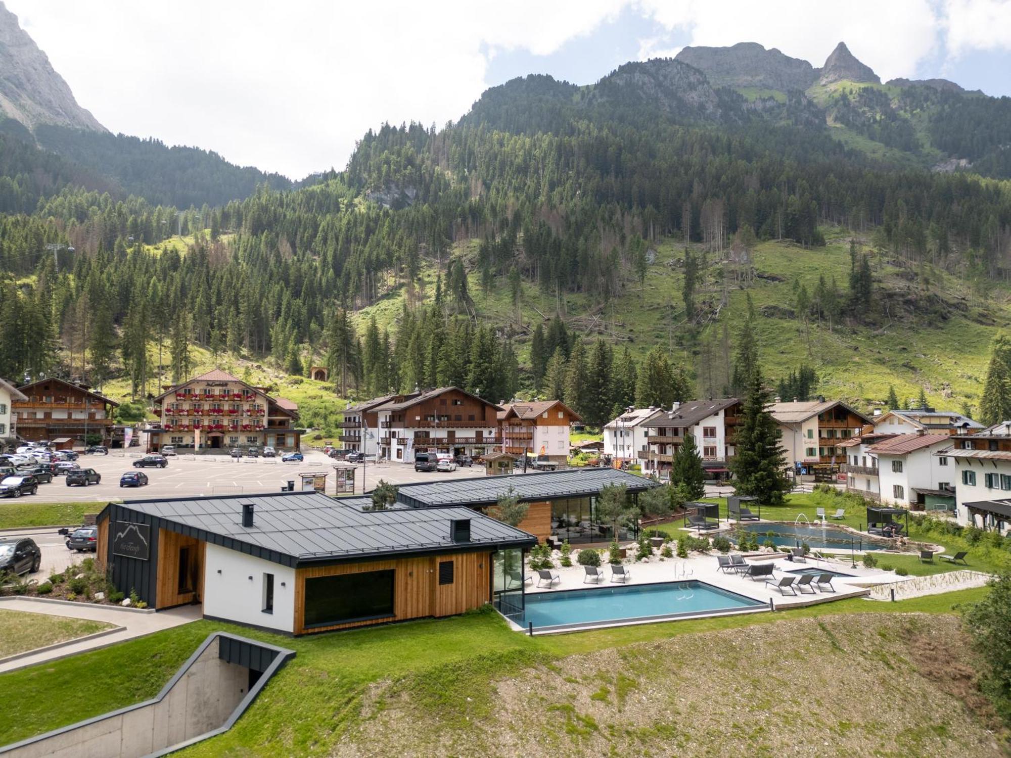 Hotel Majon Miramonti Канацеи Экстерьер фото